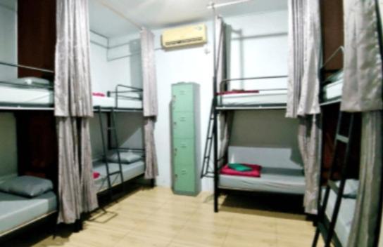 Belitung Backpacker - Housity