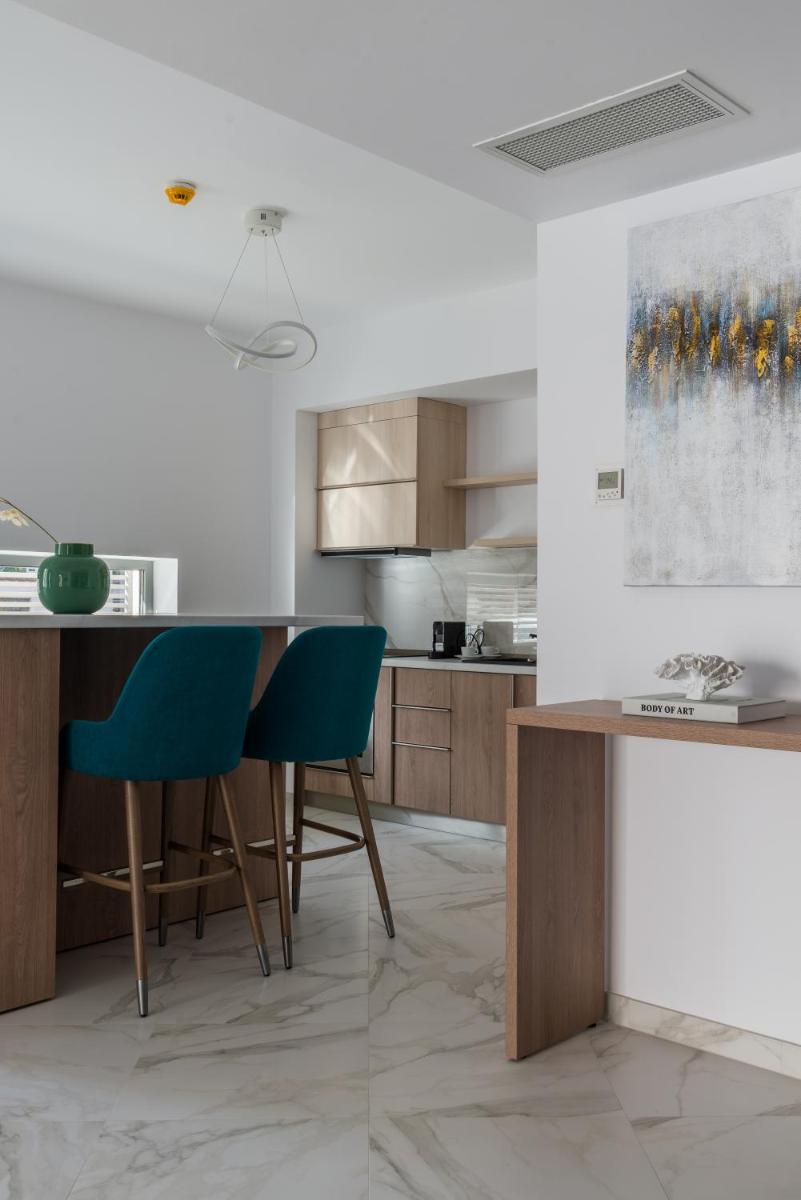 Aparthotel Pietroasa - Housity