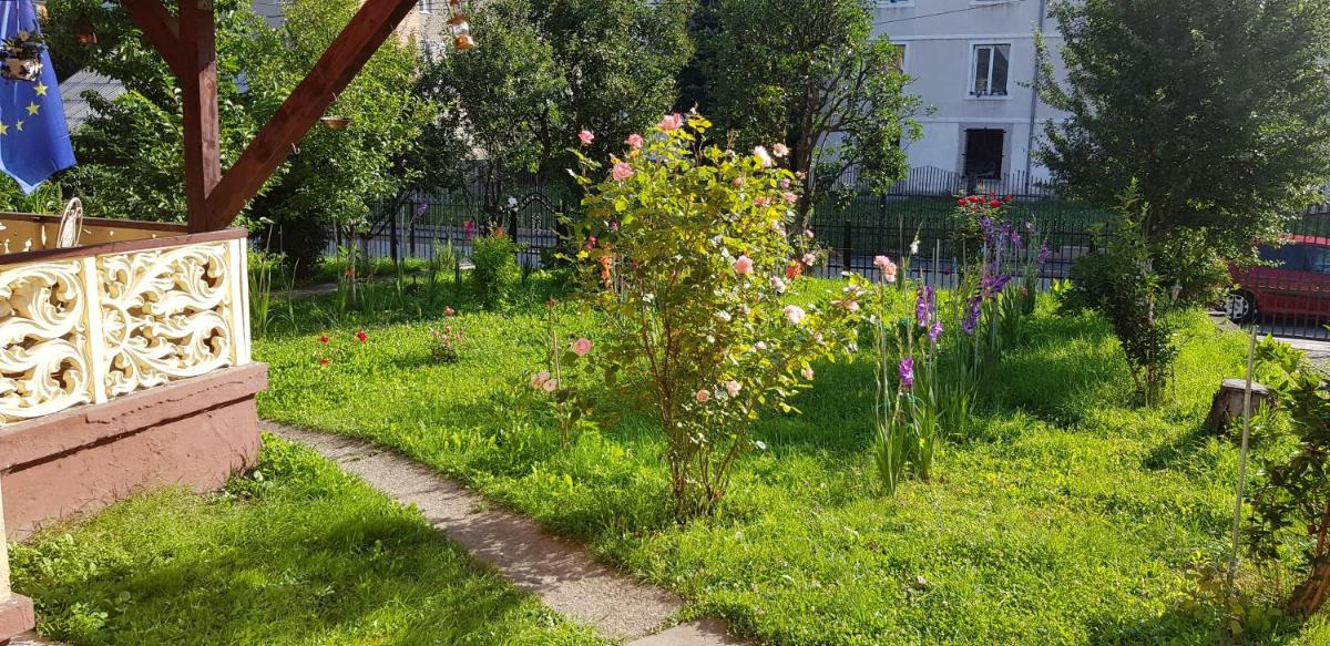 La Mihai - Housity