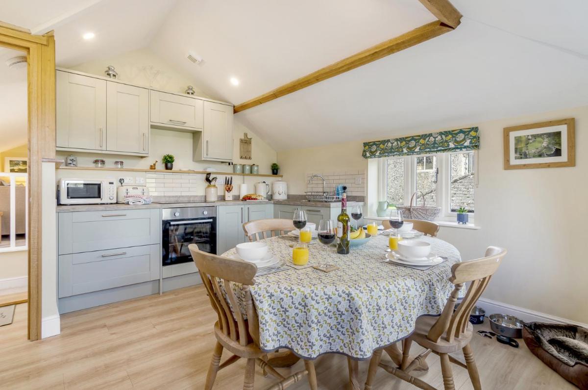 Hayloft and Shepherds Hut in Norfolk Broads with Fire Pit and BBQ from Ginger and Gold - Housity