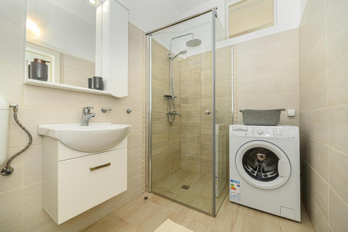 Suitetrails - Chic&View Brasov Apartment