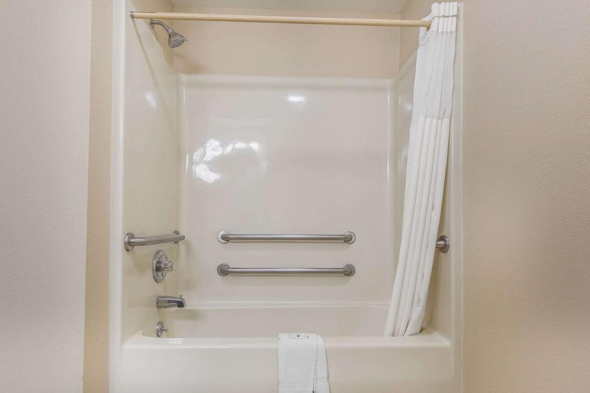 Quality Inn Mount Vernon, IL - Hizvo