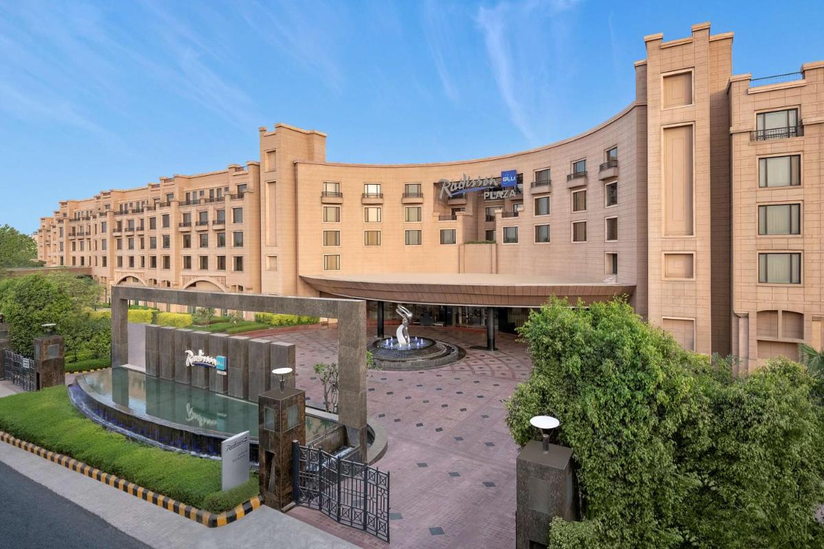 Suitetrails - Radisson Blu Plaza Delhi Airport