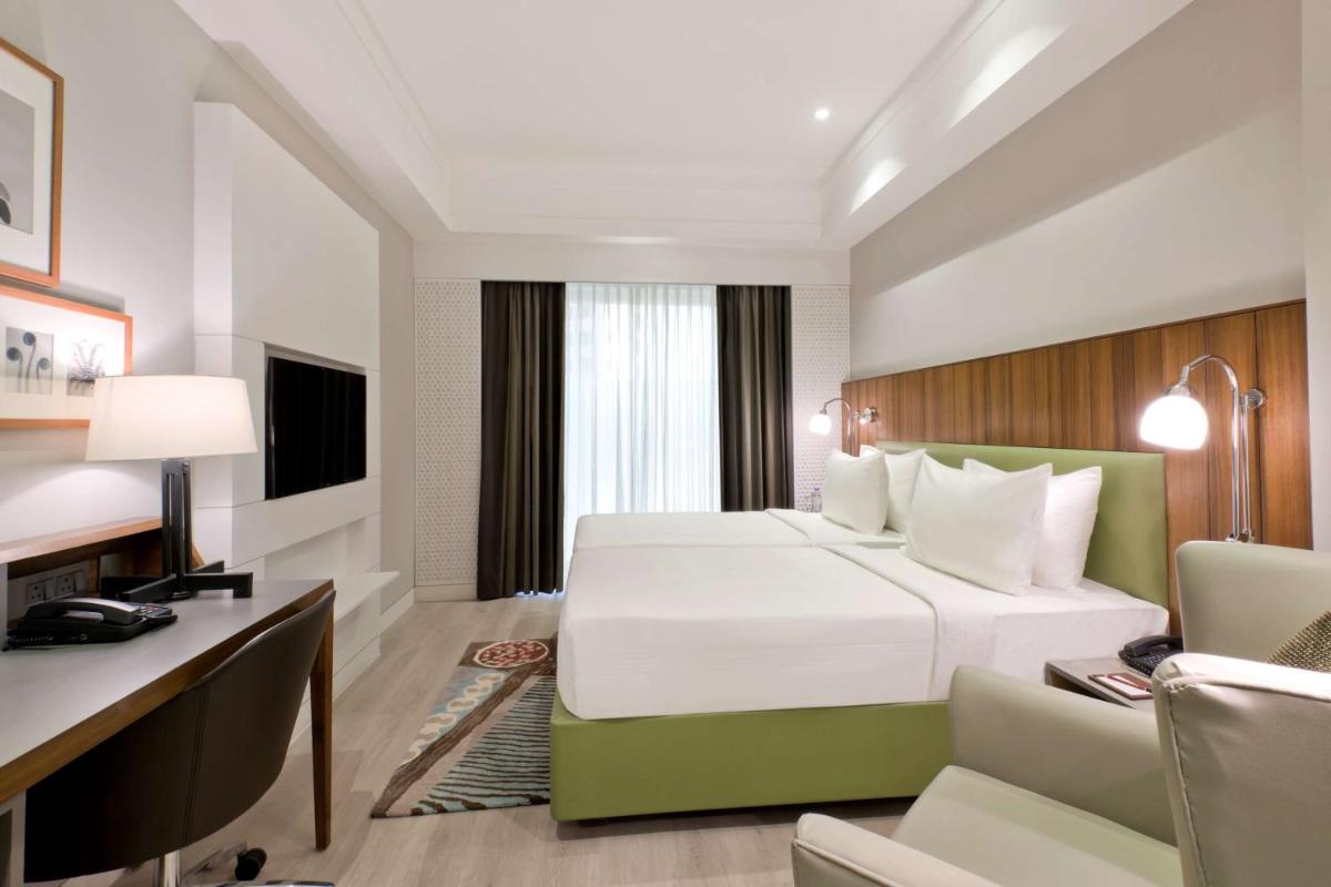 Suitetrails - Country Inn & Suites by Radisson Chandigarh Zirakpur