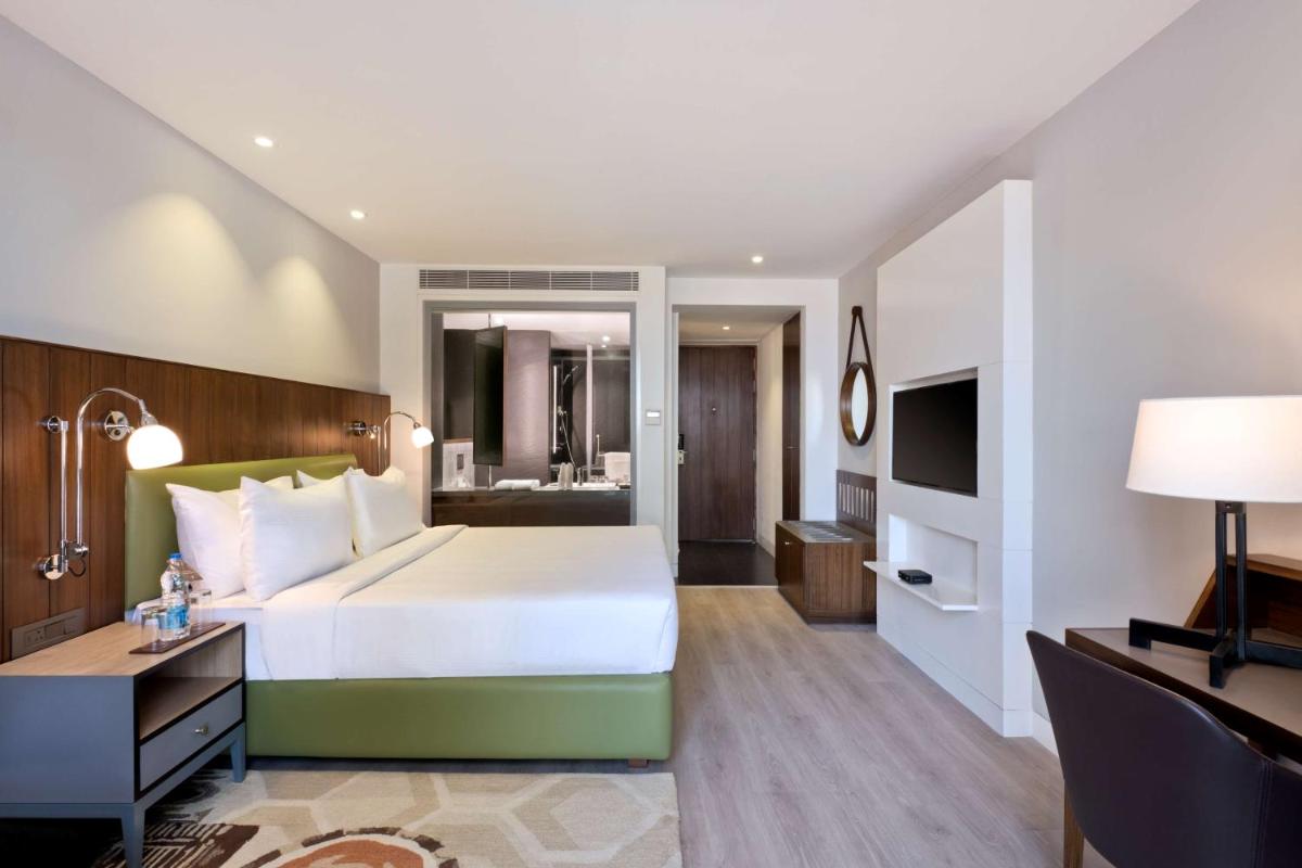 Suitetrails - Country Inn & Suites by Radisson Chandigarh Zirakpur