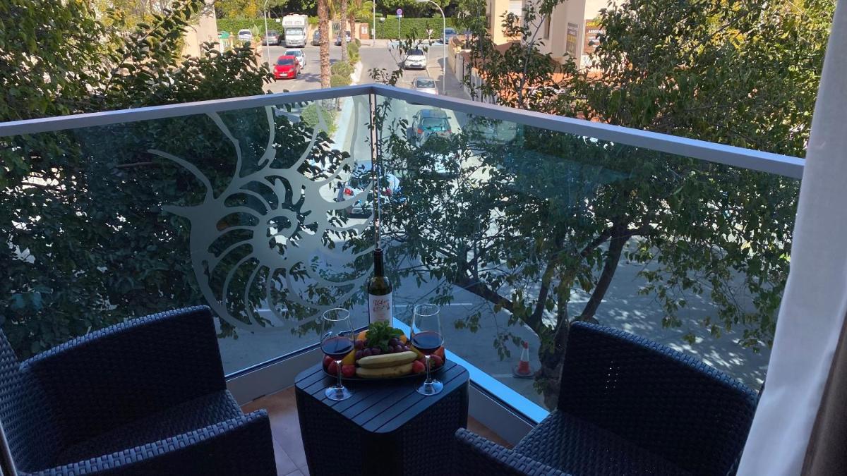 Jardín al aire libre en Essence Hotel Boutique