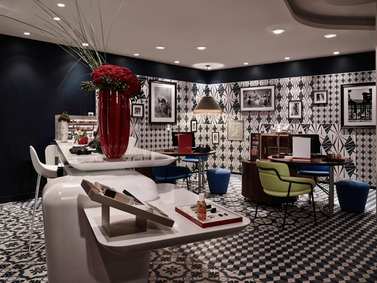 Coin salon dans l'établissement Molitor Hotel & Spa Paris - MGallery Collection