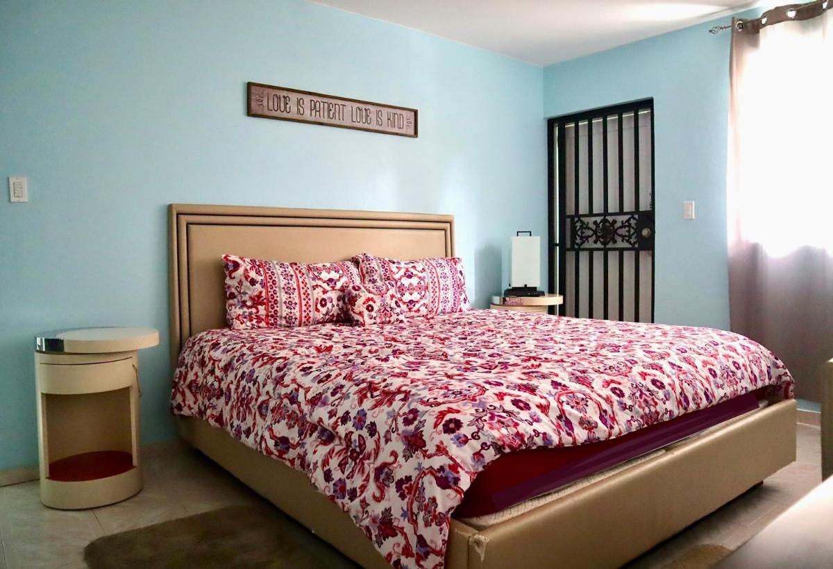 Near Beach, Rivers, Lagoon, Spring, Sleep 36 - Housity