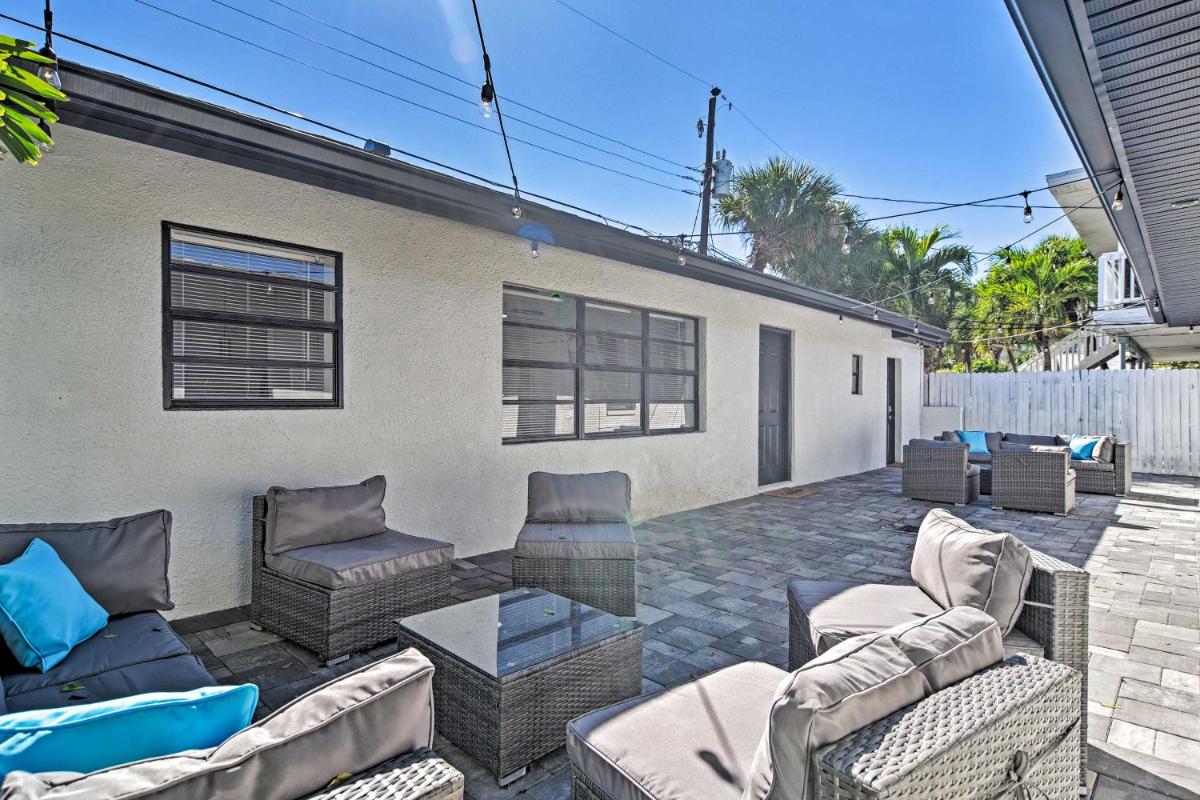 2 Conjoined Units - Steps From Madeira Beach! - Housity