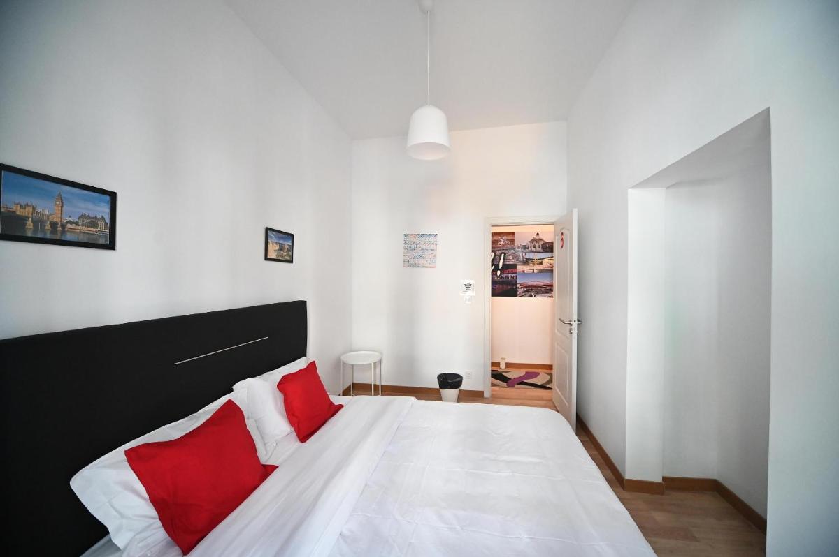7 Requinte Hostel - Housity