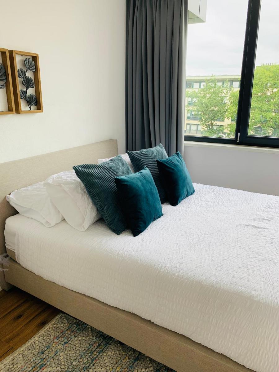 Nora Waterview - Housity