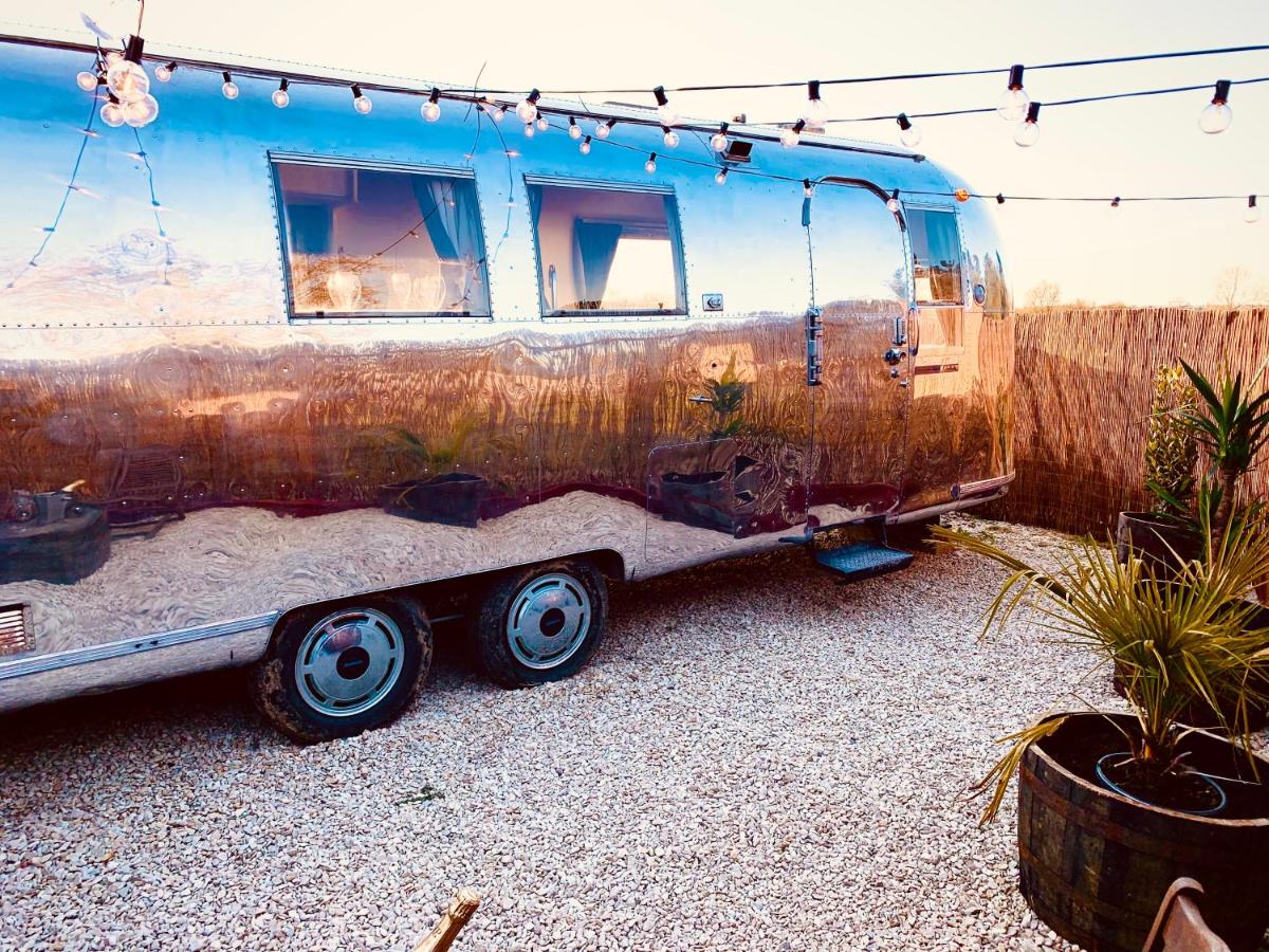 Vintage 1962 airstream - Housity