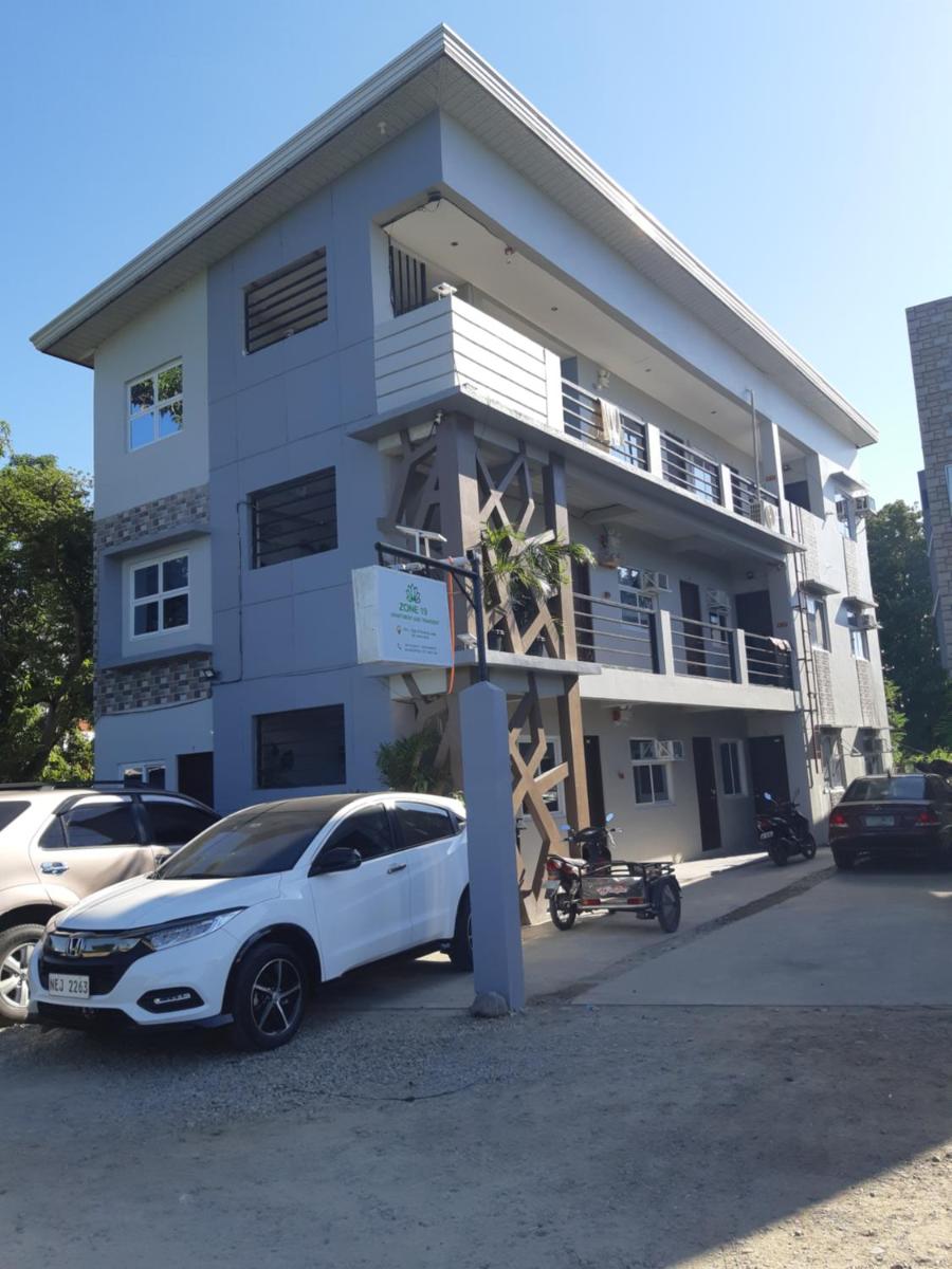 Suitetrails - Unit 5 at Zone 19 Apartment- 3BedroomUnit