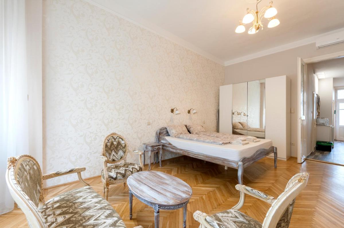 Standard Apartment by Hi5-Classic Home jewish dstr (253) - Housity