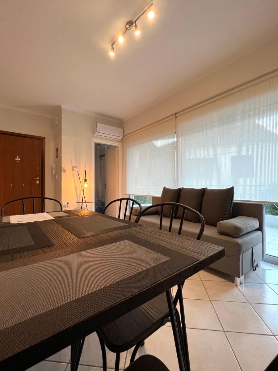 Angelland Luxury Suites - Housity