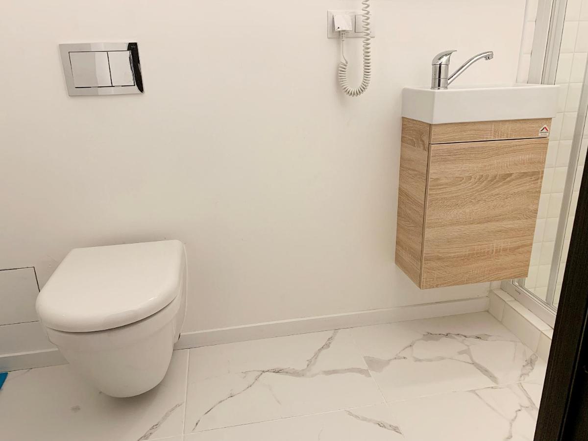 AK Apartment - Housity