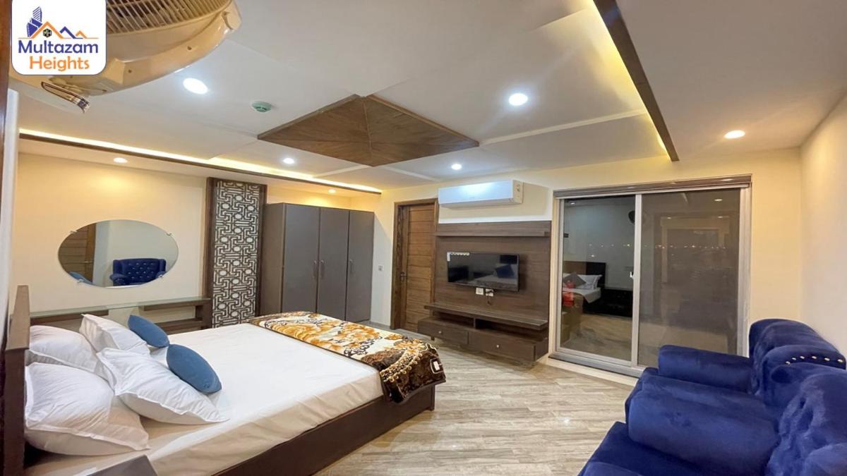 Multazam Heights, DHA Phase 8 - 3 Bedrooms Luxury Apartments - Hizvo