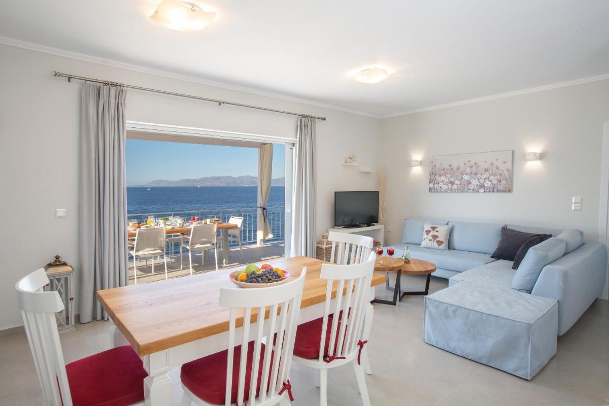 Kavos House - Housity