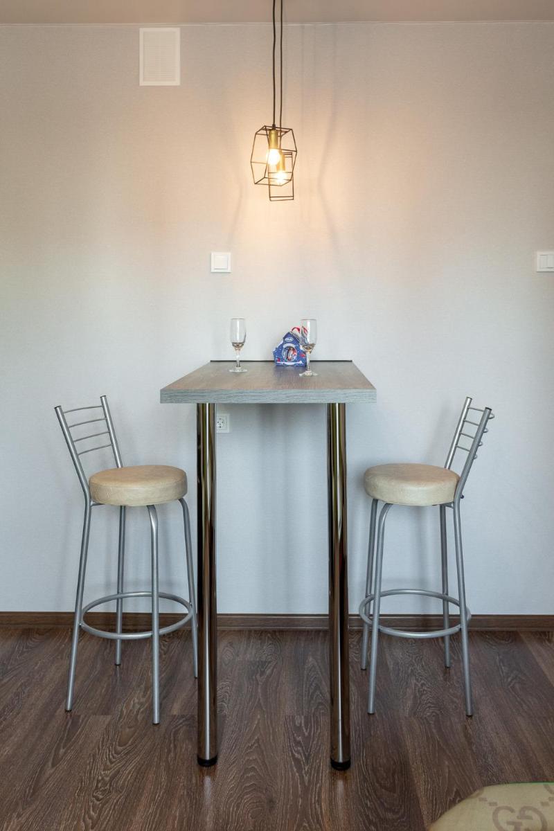 Apartment on Bratyev Kashirinykh - Housity