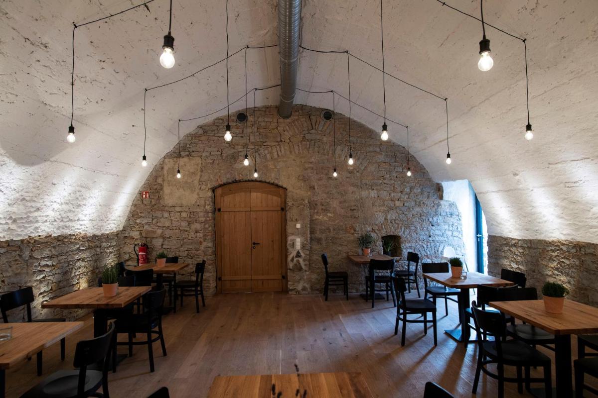Martins Hotel - Housity