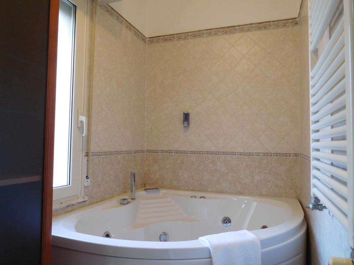 Gabbiano Apartments - Housity