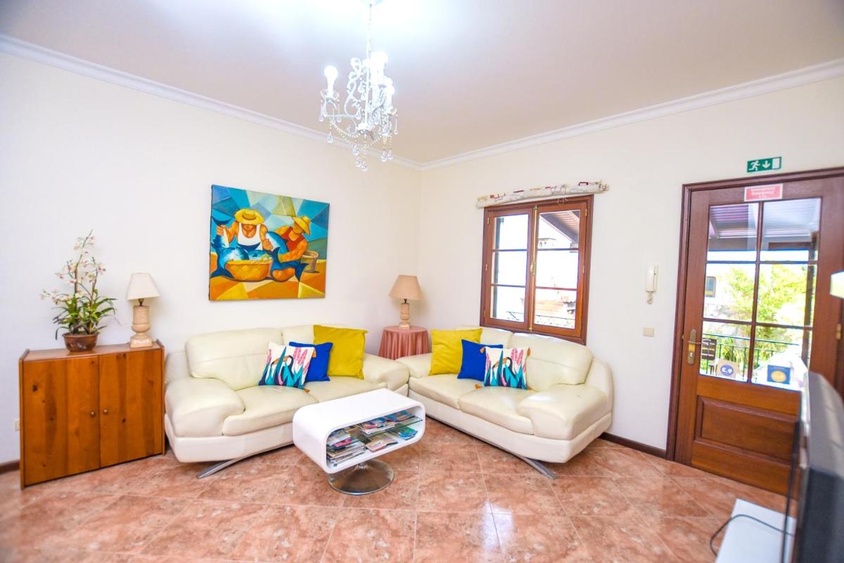 Authentic House in Funchal + City View - Housity