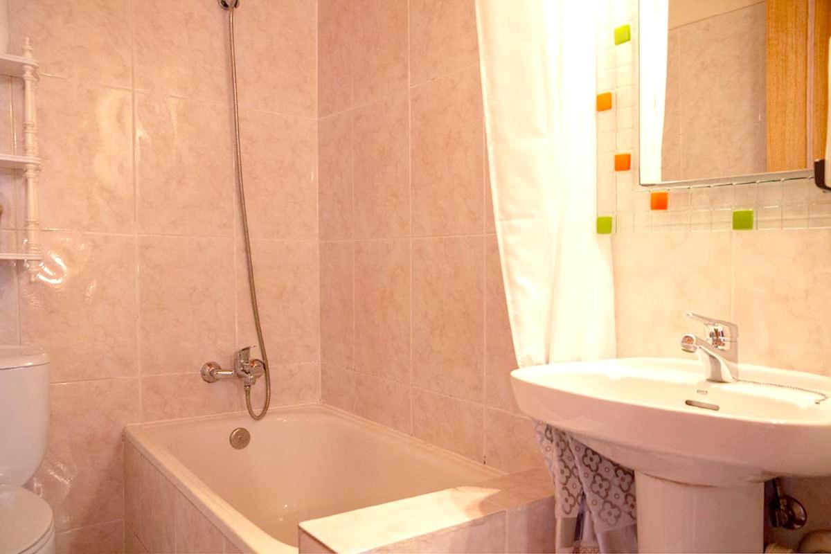9 bedrooms house with furnished garden and wifi at Gaindola - Housity
