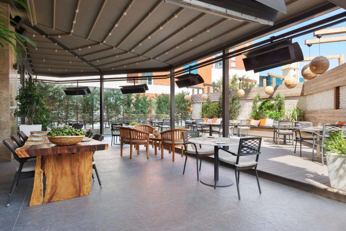 Ramada Plaza by Wyndham Eskisehir - Housity