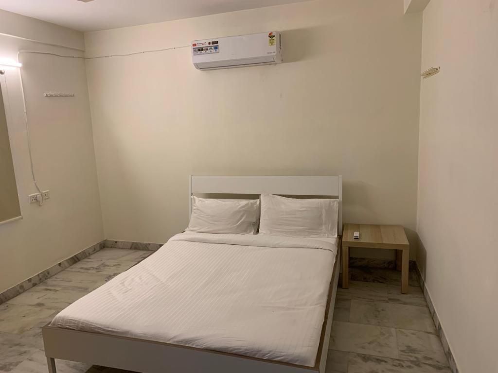 Studio Stay by White Fields Hitec City, Hyderabad - Housity