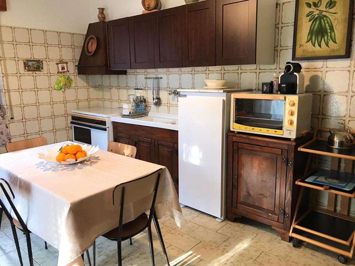 Suitetrails - 2 bedrooms appartement with private pool enclosed garden and wifi at Ragalna
