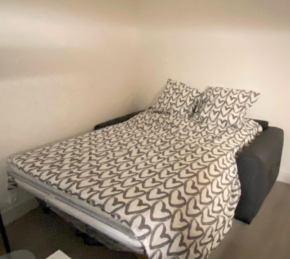 ENGHIEN-LES-BAINS : studio au coeur du centre ville - Housity
