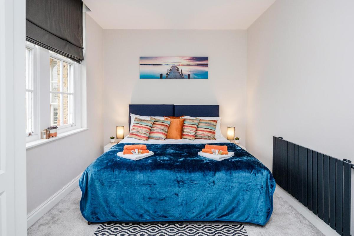 MPL Apartments - Watford The Junction Short-Term Rentals - 2bed-FREE PARKING - Housity