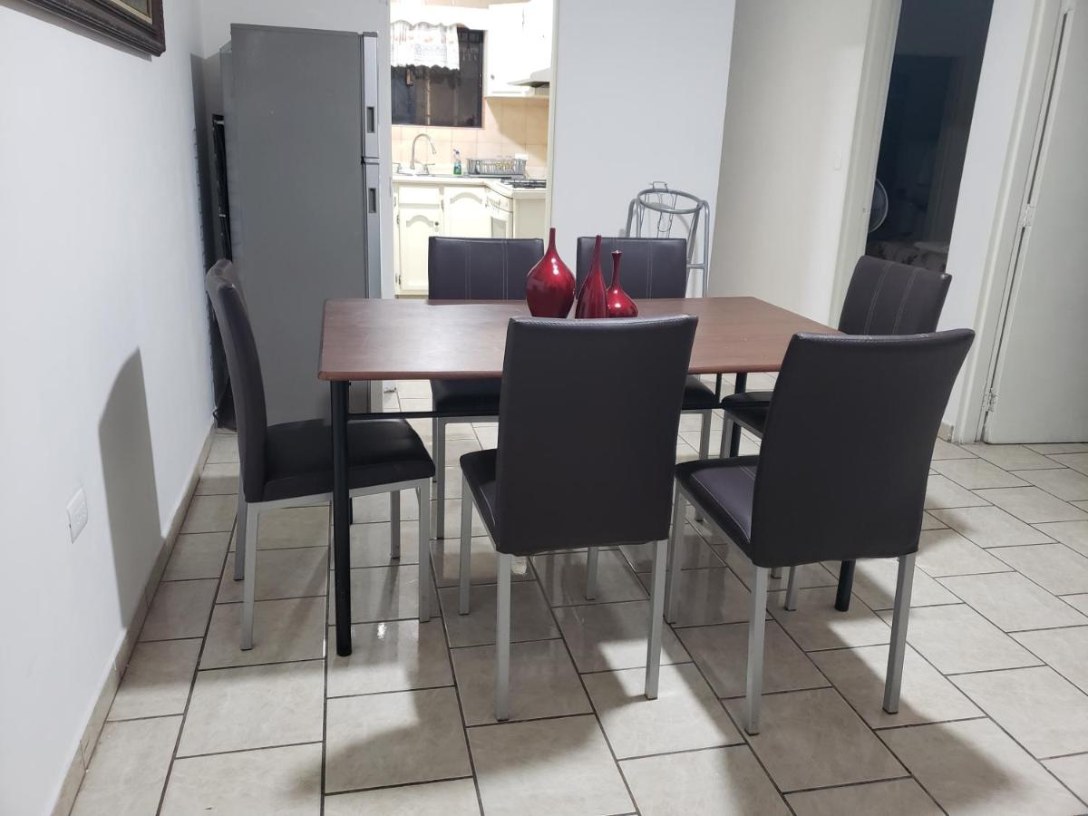 Casa Zona Iteso, Expo Guadalajara, Plaza del Sol, Bugambilias. - Housity