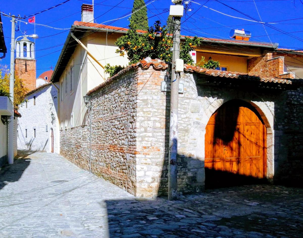 CastleHouse - Housity