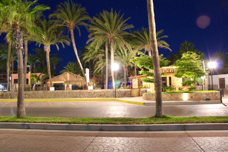 Sukasa Bungalows - Housity
