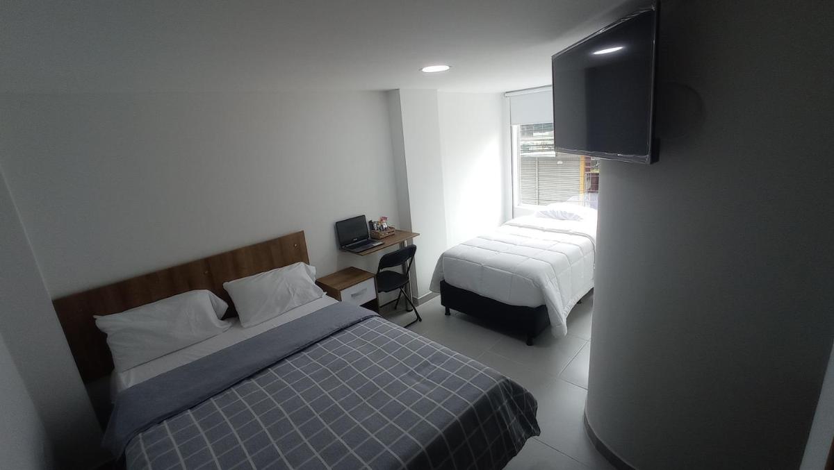 Hotel Andina Blue - Housity