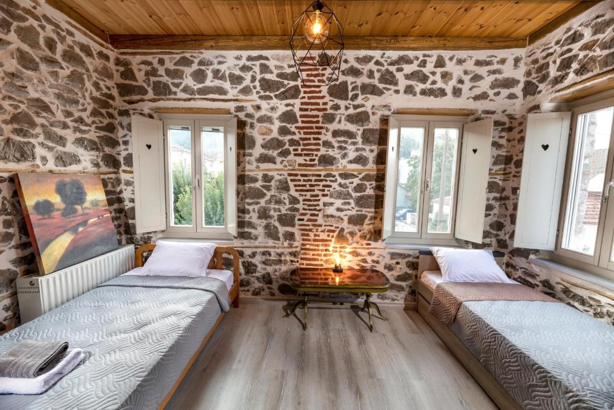 StoneVillaMouzaki Luxury Mansion - Housity