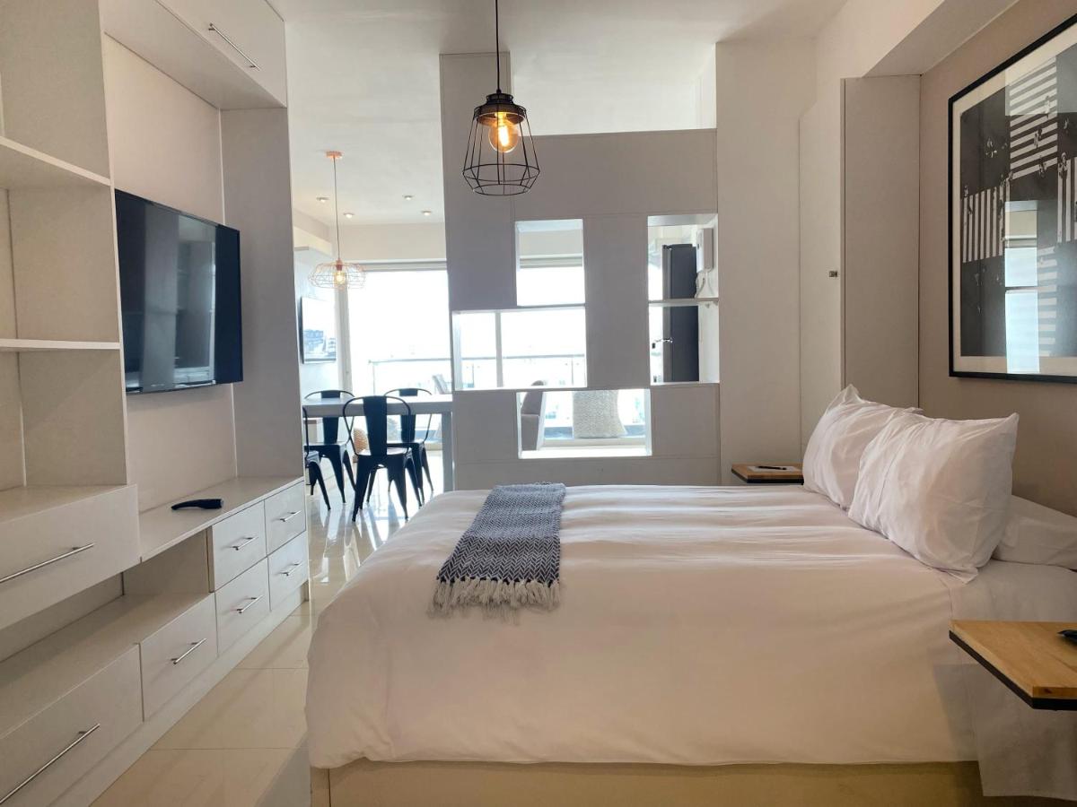 Beautiful 1BR with Balcony in Miraflores - Housity