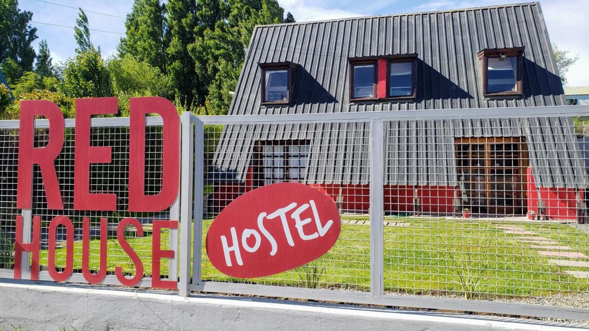 Red House Hostel - Housity