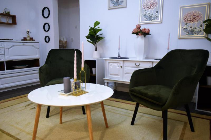 Apartament Thea - Housity