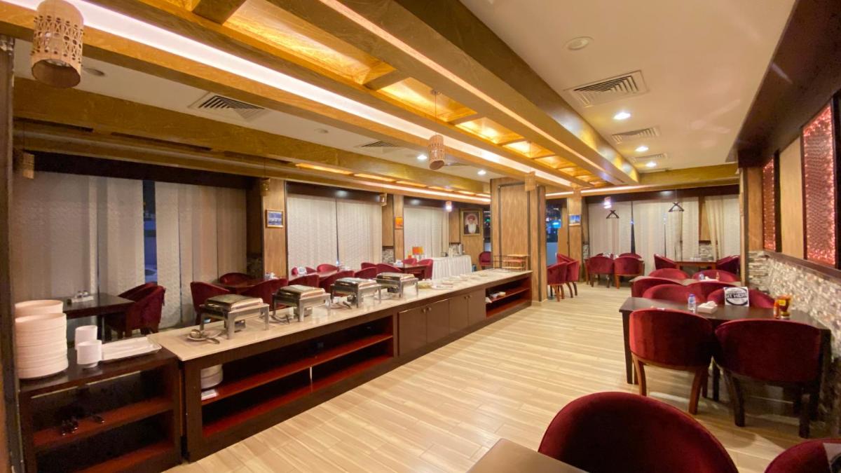 Muscat Plaza Hotel - Housity