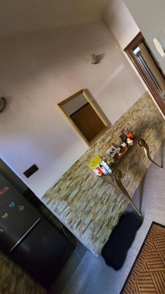 Old Town Apartament Oradea - Housity