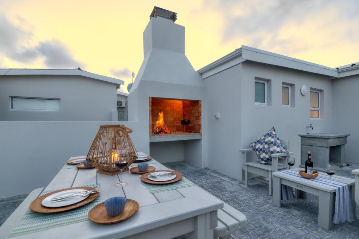 Spring Tide on 28 Main Struisbaai - Housity