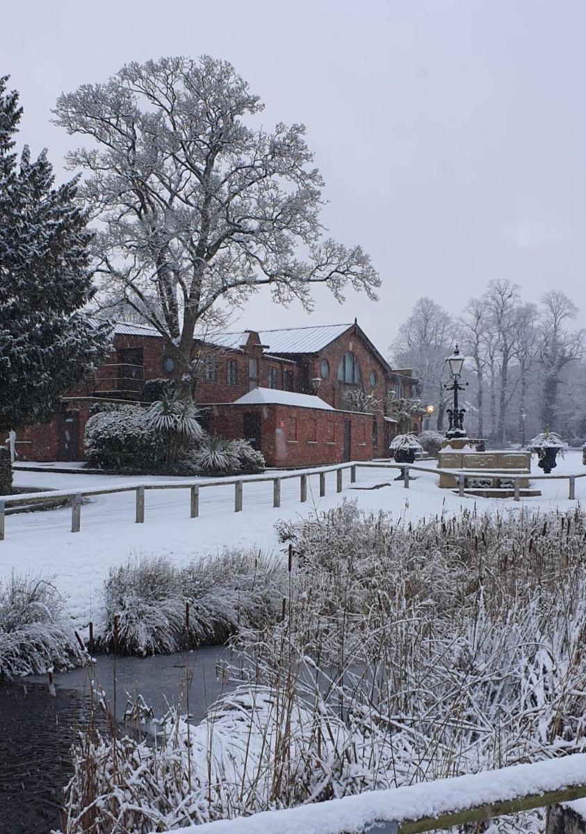 Bredbury Hall - Housity
