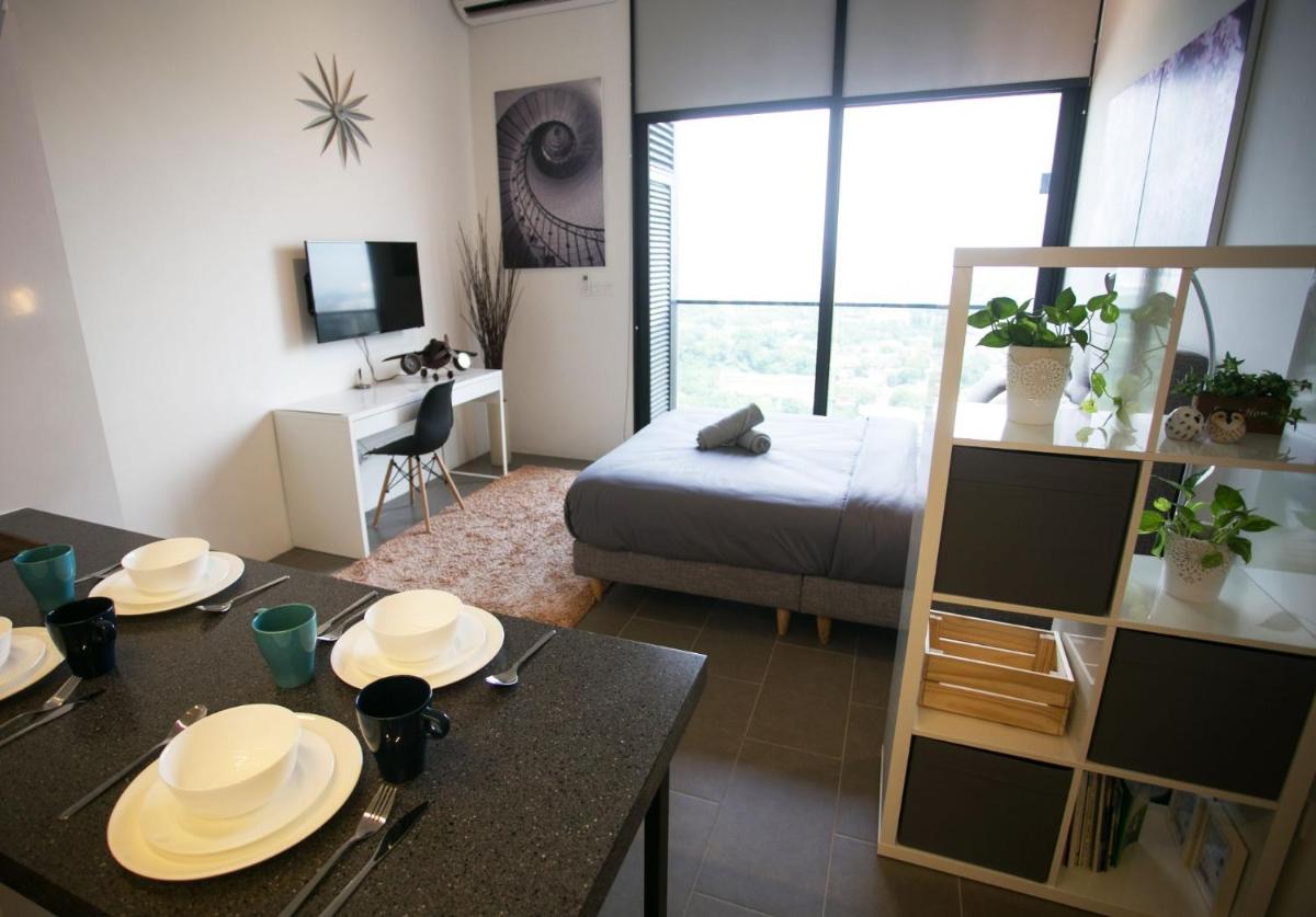 KL Sentral, EST Bangsar by SkyLimit Suites - Housity