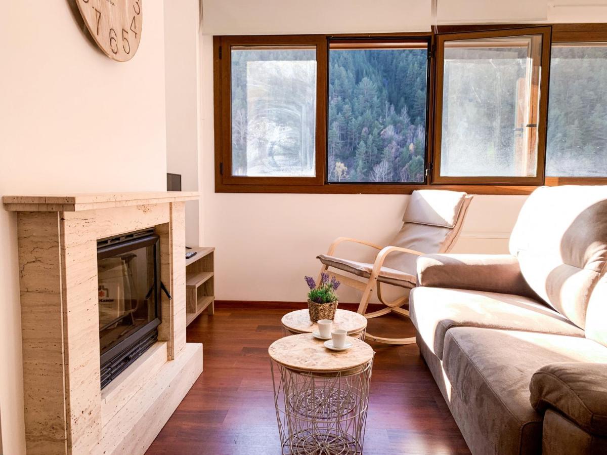 Apartamento moderno Coma Pedrosa con vista en Arinsal - Housity