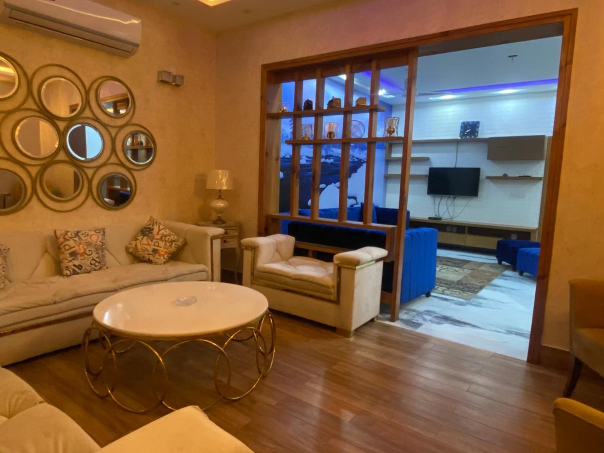 Burj Al Bahria Town Luxury Suites - Housity