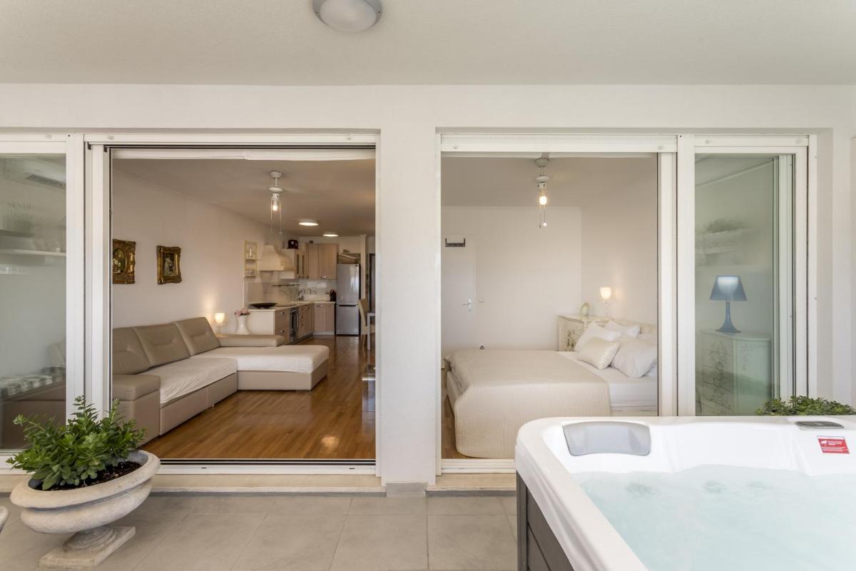 Sun Spalato Views 3 - Housity