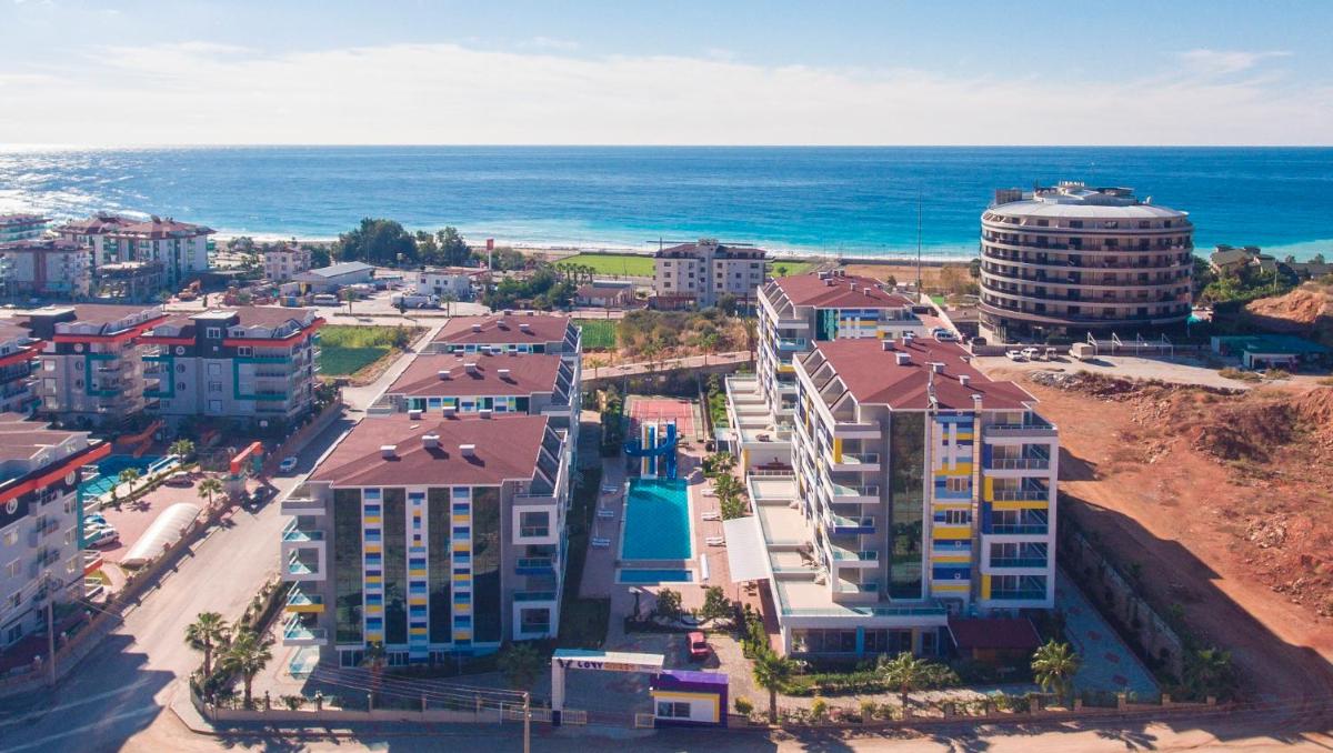 Lory Queen Residence, Sea View, Very Close To The Sea And Full Activities - Housity