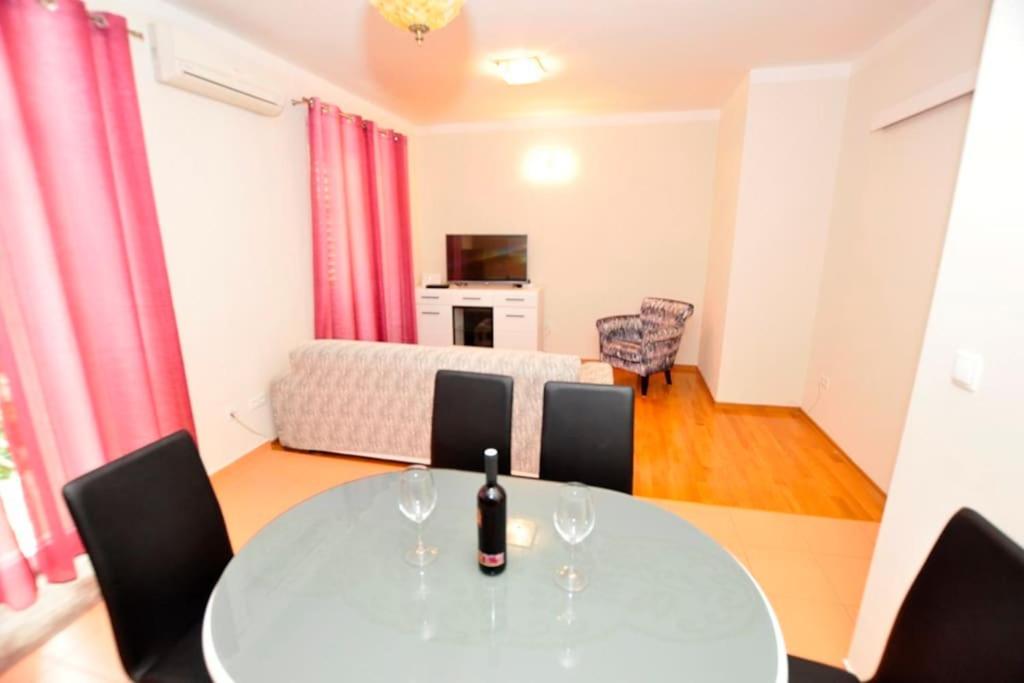luxury apartment Tanja , Bacvice Split - Housity